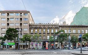 Astoria Heritage Suites